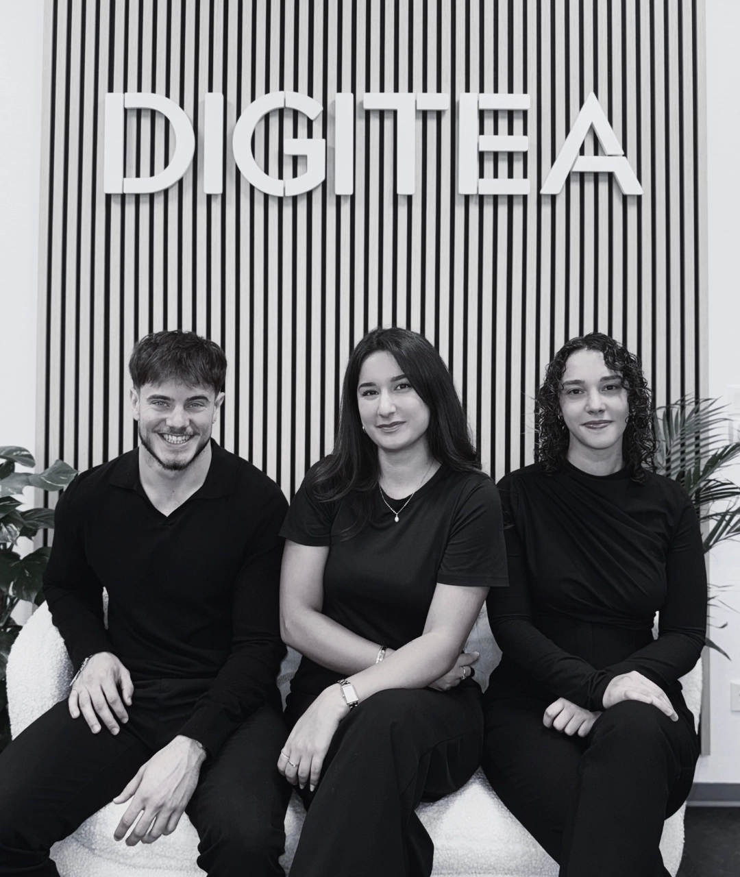 EQUIPE DIGITEA - Agence de communication Forbach - Léa DI LORENZO nb